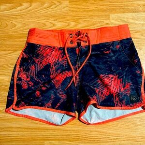 Tentree Orange & Navy/Black Shorts, Size Small, NWOT